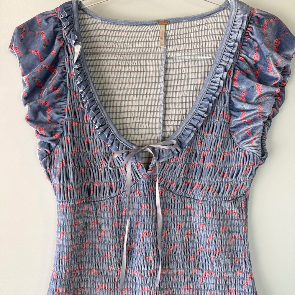 Free People McKenna Velvet Midi Dress Womens XS Blue Pink Floral Smocked Ruffle - Picture 4 of 16